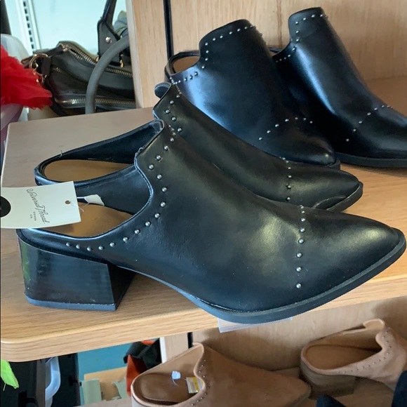 Shoes - Picture 2 of 2